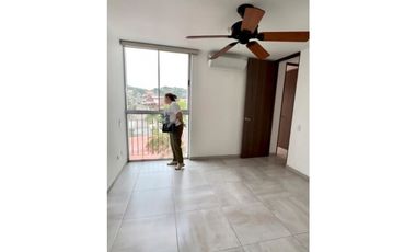 Alquilo Amplio apartamento de 3 recamaras el bosque
