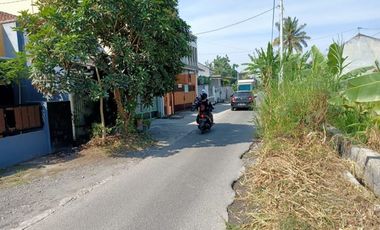 Rumah besar di Tamantirto dekat kampus UMY