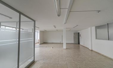 oficina en arriendo en chapinero central. Cod A10008