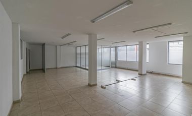 oficina en arriendo en chapinero central. Cod A10008