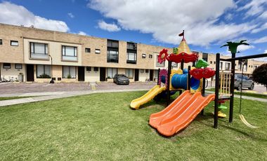 casa en venta en guyamaral roble. Cod V6027