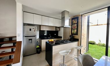 casa en venta en guyamaral roble. Cod V6027