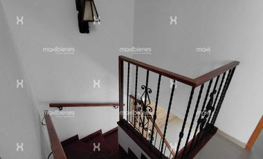 casa en arriendo en bavaria. Cod A68147