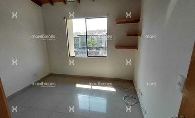 casa en arriendo en bavaria. Cod A68147