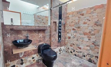 casa en arriendo en bavaria. Cod A68147