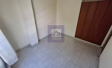 COD. 6092 - SE ARRIENDA APARTAMENTO - BARRIO: KENNEDY