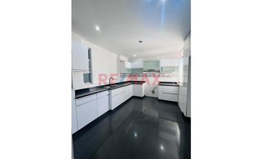 Alquilo Lindo Dpto. – En Smp   📍 A Unos Pasos De Av. José Granda, Cerca Al Óvalo De Habich Y Panamericana Norte, A 15 Minutos De Plaza Norte, Conecti