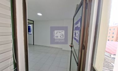 COD. 4203 - SE ARRIENDA OFICINA - BARRIO: CENTRO