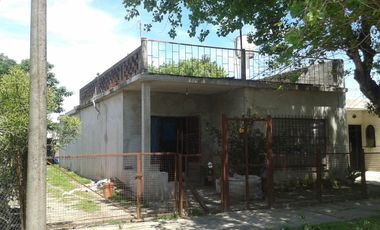 CASA AMERICANA DE 80 m2 CUBIERTOS