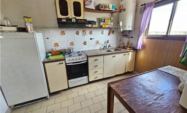 venta 3 ambientes con espacio guarda auto