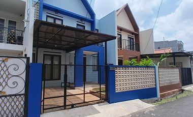 Disewakan Rumah 2 Lantai Brand New Semi Furnished di Tebet Barat, Jakarta Selatan