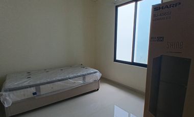 Disewakan Rumah 2 Lantai Brand New Semi Furnished di Tebet Barat, Jakarta Selatan
