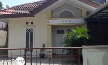 Disewakan Rumah Kencana Loka Blok K Siap Huni Lokasi Dekat Sekolah Ternama - Granada & Stasiun Rawa Buntu