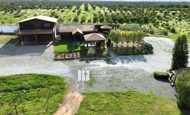 1.81 HA FRENTE A FINCA ALTOZANO EN VALLE DE GUADALUPE