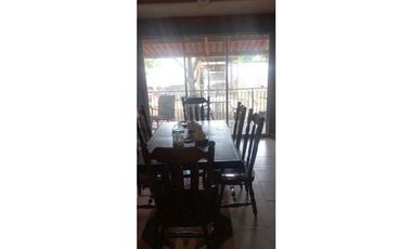 VENDO CASA VIVIENDA O EMPRESARIAL EN LA CHORRERA EL LIMON 5R
