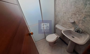COD. 2694 - SE ARRIENDA APARTAMENTO - BARRIO: ANTONIA SANTOS