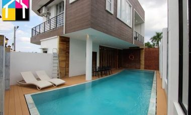 RUSH FOR SALE FURNISHED HOUSE WITH SWIMMING POOL PLUS 2 PARKING