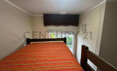 Casa Amoblada en Condominio con Piscina – Arriendo en Pucón