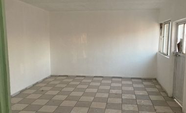 CASA EN VENTA EN FRACCIONAMIENTO OJOCALIENTE 1