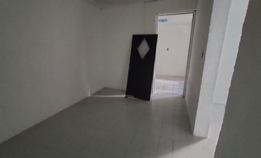 CASA EN VENTA EN FRACCIONAMIENTO OJOCALIENTE 1