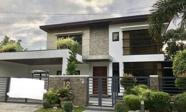Warm Elegant house with 4 bedroom FOR SALE in Fairview QC -Keziah