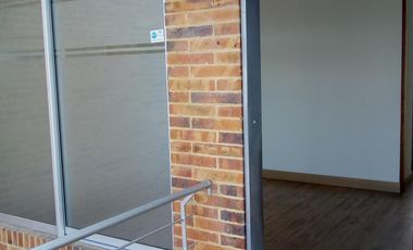 oficina en arriendo en 20 de julio ofichia. Cod A2782