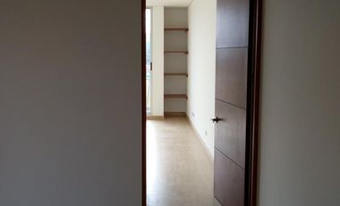 oficina en arriendo en 20 de julio ofichia. Cod A2782