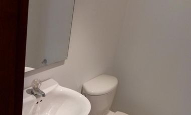 oficina en arriendo en 20 de julio ofichia. Cod A2782