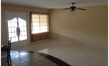 Amplia Casa a la venta en Dos Mares (ID 12300)