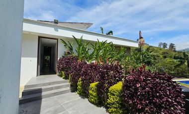 casa campestre en venta en bello cabecera municipal. Cod V25746