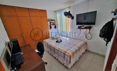 apartamento en venta en la floresta. Cod V2885