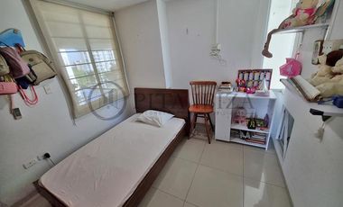 apartamento en venta en la floresta. Cod V2885