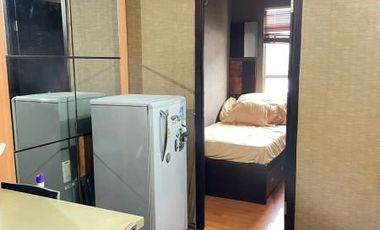 Apartement Golf Modernland Tower Yellow Nyaman fullfurnished