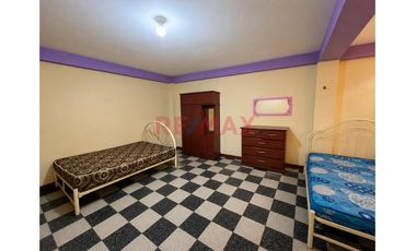 Venta De Casa Con Local Comercial Y Departamento Cerca A Terminal Terrestre