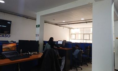 edificio en arriendo en la castellana. Cod A51