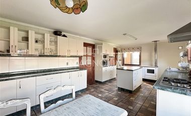 REBAJADA,PARCELA EN TEMUCO CON GRAN CASA Y EXCELENTE QUINCHO