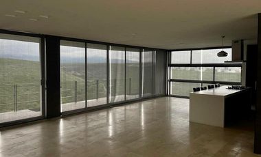 Lujoso Penthouse en venta en Lomas 4a Sección, con increíbles vistas.