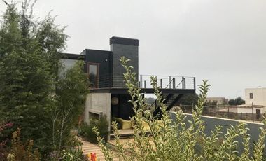 Venta moderna casa  de 290m2 condominio en Mantagua