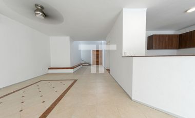 Casa en renta de 3 recámaras en Isla Dorada, Zona hotelera, Cancún