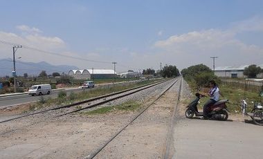 TERRENO  INDUSTRIAL , COMERCIAL & HABITACIONAL