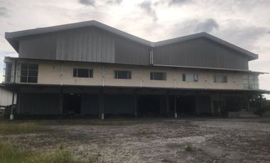 DIJUAL GUDANG LOKASI STRATEGIS DEKAT EXIT TOL PONDOK KELAPA