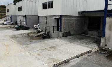 bodega en arriendo/venta en variante condina. Cod A8260