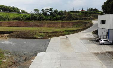 bodega en arriendo/venta en variante condina. Cod A8260