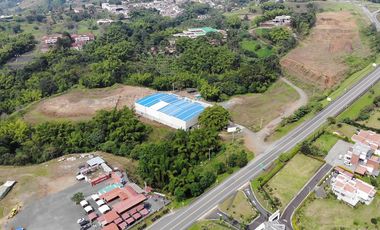 bodega en arriendo/venta en variante condina. Cod A8260