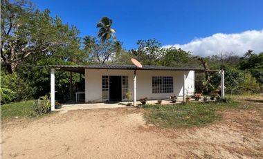 Se vende casa campestre en el sector de Bonda, Santa Marta