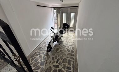 casa en arriendo en calatrava. Cod A66338