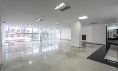 edificio en arriendo/venta en chico norte. Cod A1094082