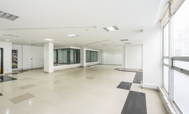 edificio en arriendo/venta en chico norte. Cod A1094082