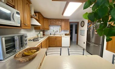 VENTA DE CASA EN PASEOS DEL BOSQUE, NAUCALPAN DE JUÁREZ. ESTADO DE MÉXICO