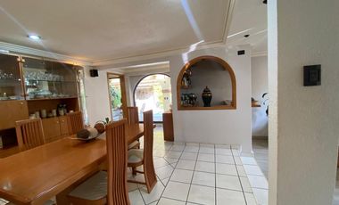 VENTA DE CASA EN PASEOS DEL BOSQUE, NAUCALPAN DE JUÁREZ. ESTADO DE MÉXICO